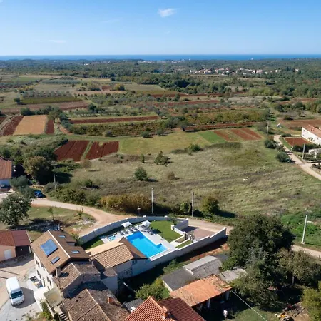 Villa M *